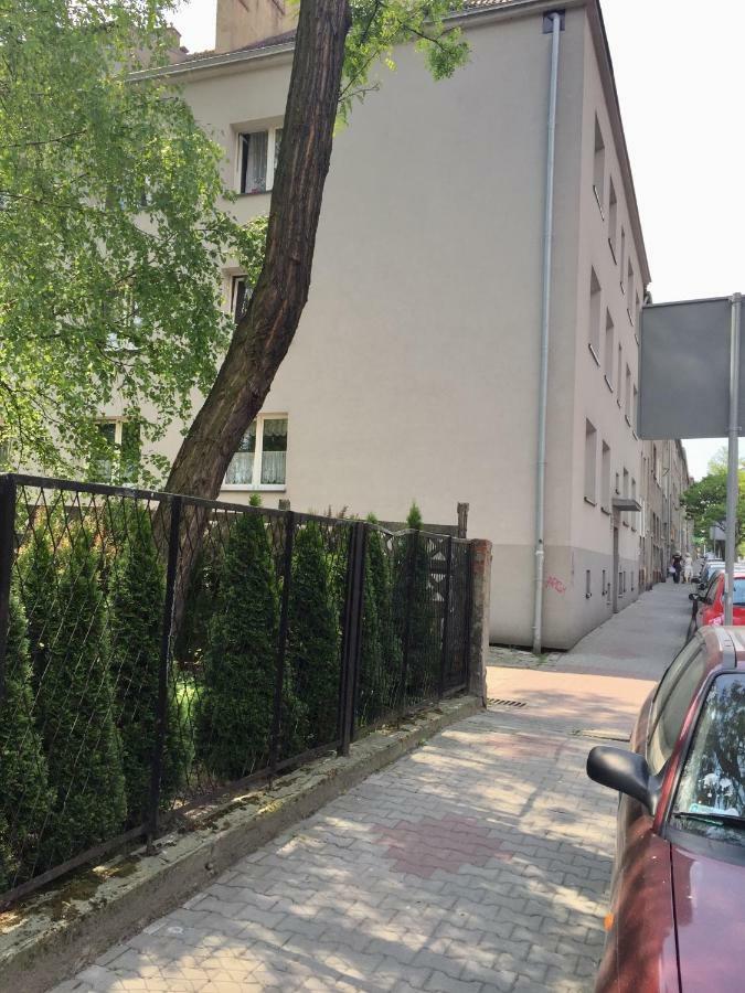 Apartament Joanna Parter Blisko Onkologii I Strefy Ekonomicznej Gliwice Exterior foto