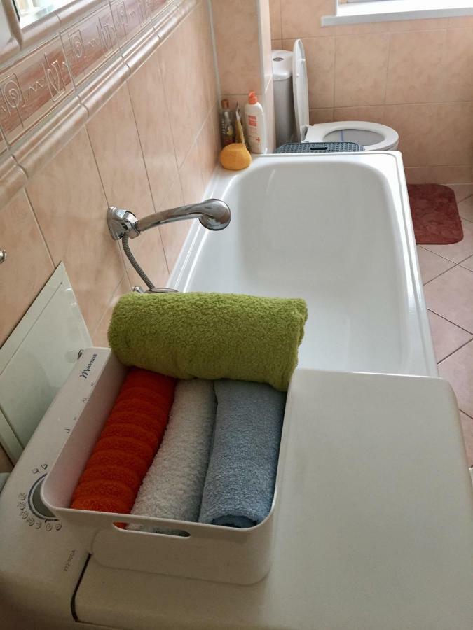 Apartament Joanna Parter Blisko Onkologii I Strefy Ekonomicznej Gliwice Exterior foto